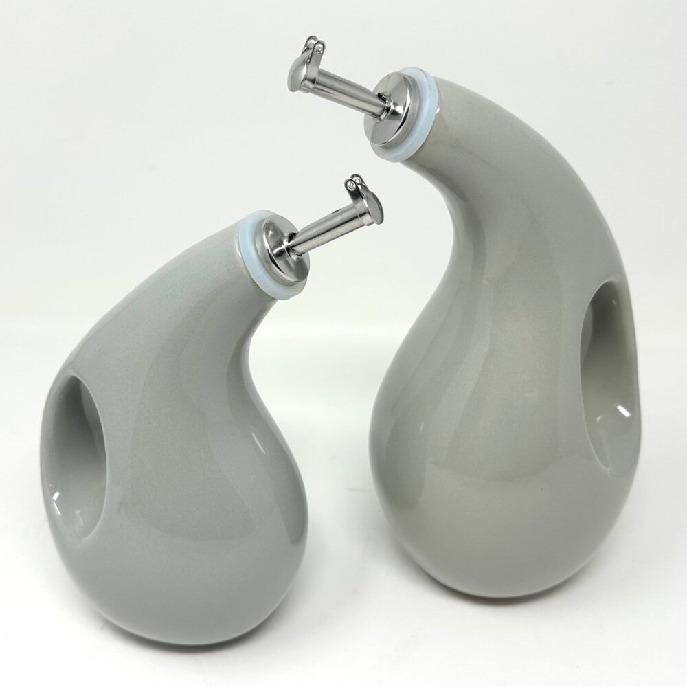Rachel Ray Evoo Oil and Vinegar Dispenser Set Light Grey Set of 2 Bottles Fun!